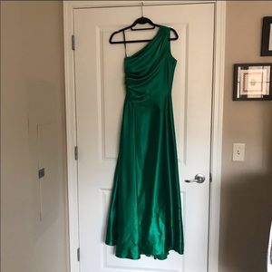 Jessica McClintock emerald one-shoulder gown Sz 6
